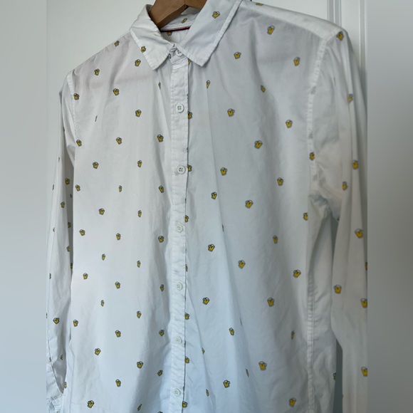 The Souled Store White Beer Print Button Down Shirt Men’s S - Picture 2 of 9